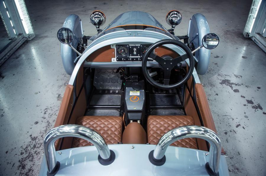 Интерьер Morgan EV3 Concept 2016 года  (фото 5 из 23)